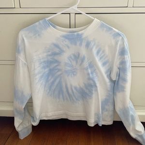 Blue and white tie-dye long sleeve shirt